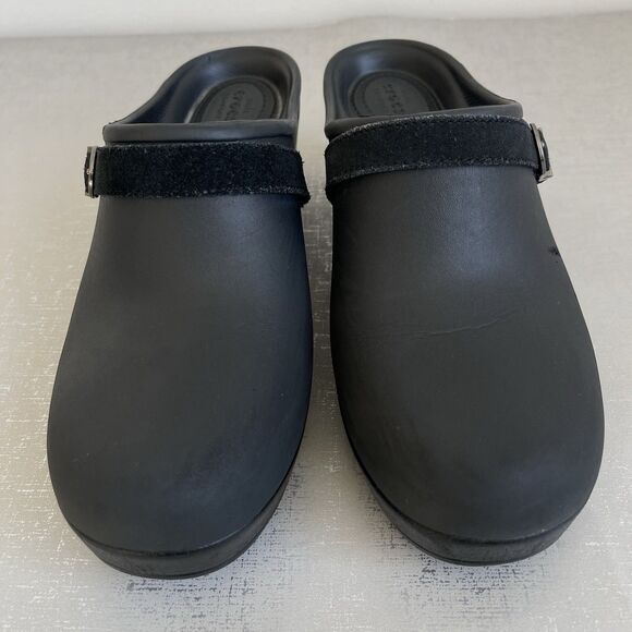 Crocs Women's Sarah Dual Comfort Slip On Mules Clogs Size 9 Black - Picture 3 of 15